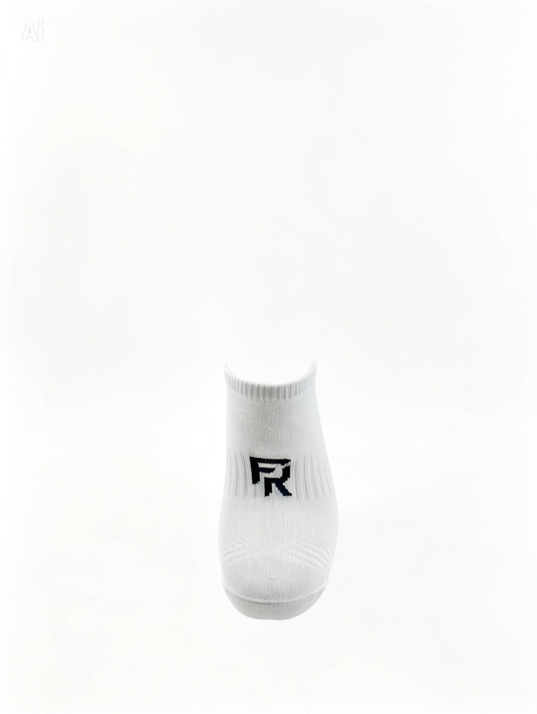 White/Black Trainer